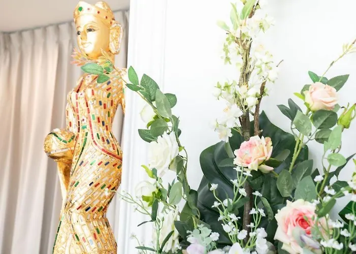 Rahoo 5* Bangkok